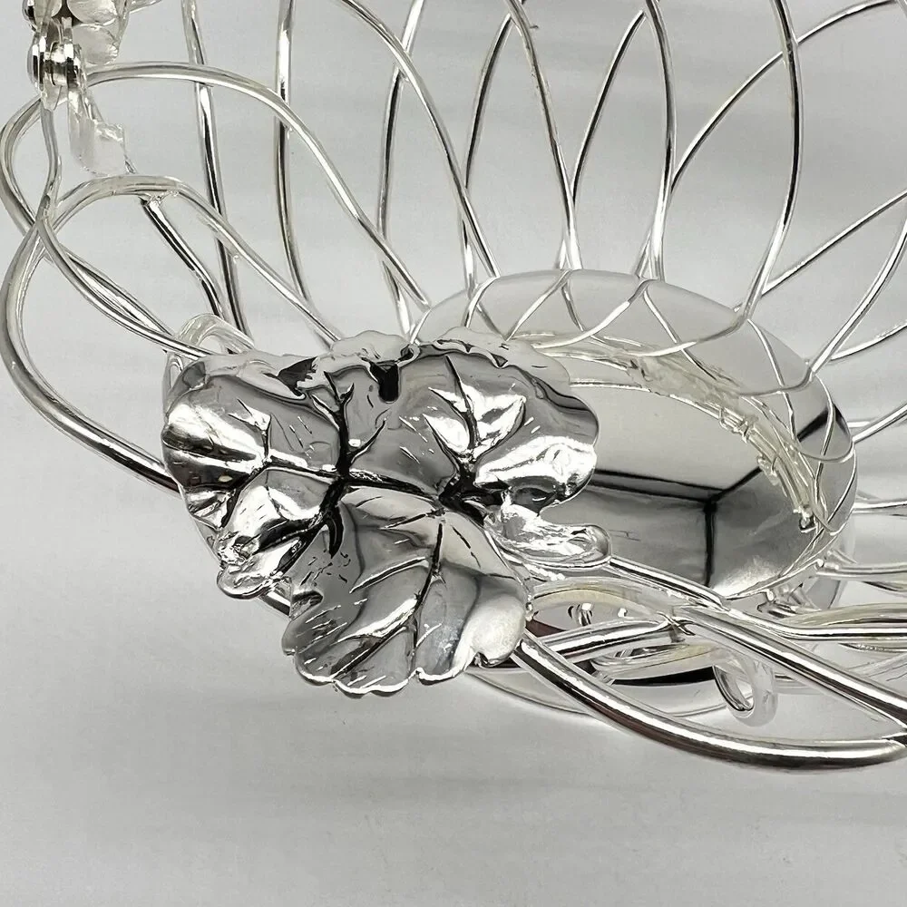 VTG Studio Silversmiths Silverplated Wire Round Basket Grape Clusters & Leaves